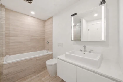 Loft / Bonus Room Photo of 306 1480 Howe Street, Vancouver, BC