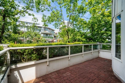 213 220 Newport Drive, Port Moody, BC, Port Moody — Apartment/Condo for sale