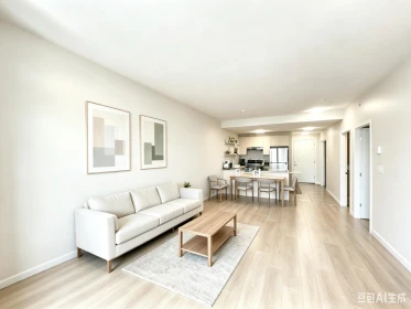 Kitchen Island Photo of 903 6133 Buswell Street, Richmond, BC