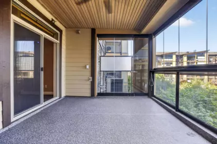 Swimming Pool Photo of 314 2860 Trethewey Street, Abbotsford, BC