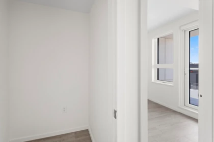 Bedroom 3 Photo of 405 3264 Vanness Avenue, Vancouver, BC