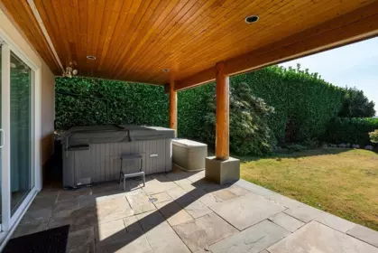 Breakfast Nook Photo of 2316 Nelson Avenue, West Vancouver, BC