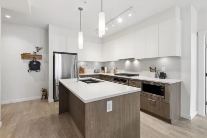 Primary Bedroom Photo of 211 625 E 3rd Street, North Vancouver, BC