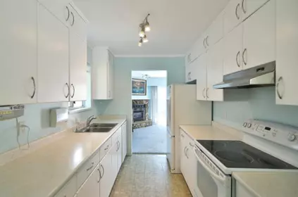 Pantry Photo of 4 783 Reed Road, Gibsons, BC