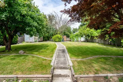 Staircase Photo of 711 Alderson Avenue, Coquitlam, BC