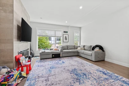 Breakfast Nook Photo of 33 16337 23a Avenue, Surrey, BC