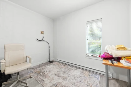 Laundry Room Photo of 33 16337 23a Avenue, Surrey, BC