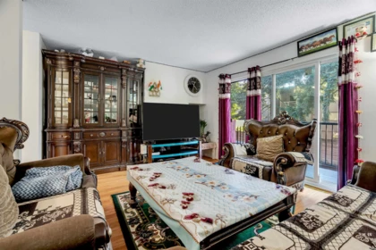 131 9463 Prince Charles Boulevard, Surrey, BC, Surrey — Townhouse for sale