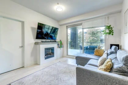 304 7478 Byrnepark Walk, Burnaby, BC, Burnaby — Apartment/Condo for sale