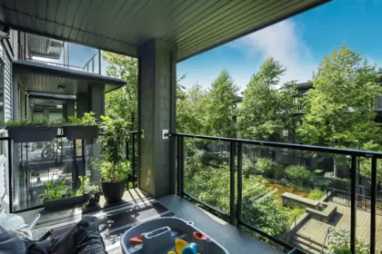 Office / Den Photo of 304 7478 Byrnepark Walk, Burnaby, BC