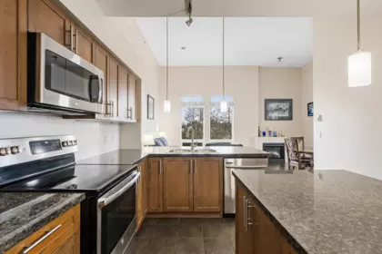 Kitchen Photo of 406 12283 224 Street, Maple Ridge, BC