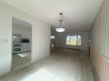 Guest Bathroom Photo of 35368 Wells Gray Avenue, Abbotsford, BC