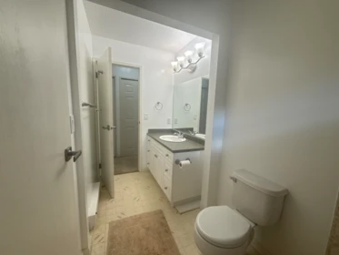 Hallway Photo of 35368 Wells Gray Avenue, Abbotsford, BC