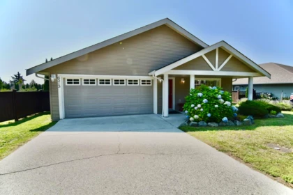 6315 Tower Road, Sechelt, BC, Sechelt — Single Family Residence for sale