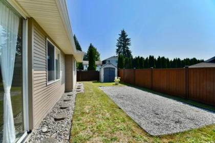 Garden / Landscaping Photo of 6315 Tower Road, Sechelt, BC