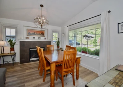 Kitchen Island Photo of 6315 Tower Road, Sechelt, BC