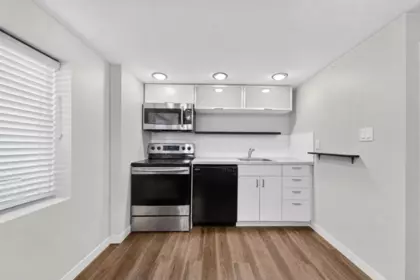 Guest Bathroom Photo of 4327 W 12th Avenue, Vancouver, BC