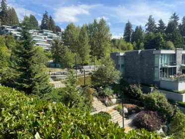 Swimming Pool Photo of 402 866 Arthur Erickson Place, West Vancouver, BC