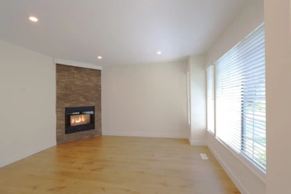 Kitchen Island Photo of 36 11536 236 Street, Maple Ridge, BC
