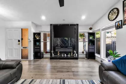 Entry Foyer Photo of 13355 65a Avenue, Surrey, BC