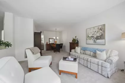 1983 Parkway Boulevard, Coquitlam, BC, Coquitlam — Half Duplex for sale