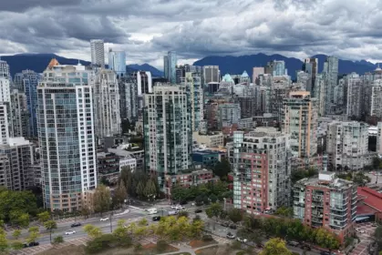 Hot Tub / Spa Photo of 802 388 Drake Street, Vancouver, BC