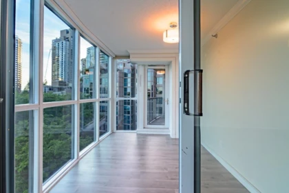 Living Room Photo of 802 388 Drake Street, Vancouver, BC