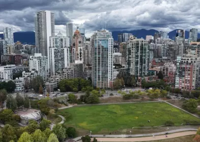 Neighborhood Park Photo Near 802 388 Drake Street, Vancouver, BC
