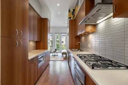 Family Room Photo of 1 1425 W 11th Avenue, Vancouver, BC