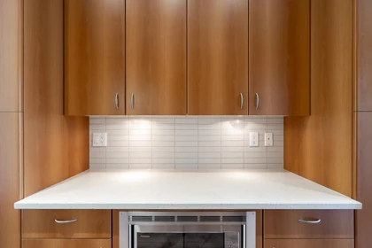 Kitchen Island Photo of 1 1425 W 11th Avenue, Vancouver, BC