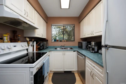 Breakfast Nook Photo of 21 1174 Inlet Street, Coquitlam, BC