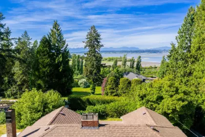 12520 Crescent Road, Surrey, BC, Surrey — Single Family Residence for sale