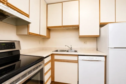 Kitchen Photo of 203 1775 W 10th Avenue, Vancouver, BC