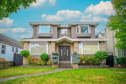 4255 W 15th Avenue, Vancouver, BC, Vancouver — Single Family Residence for sale