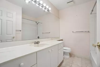 Office / Den Photo of 308 4728 53 Street, Delta, BC