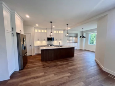 Kitchen Island Photo of 7033 Eden Drive, Chilliwack, BC
