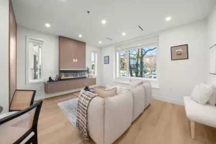 Living Room Photo of 1 1278 E 63rd Avenue, Vancouver, BC