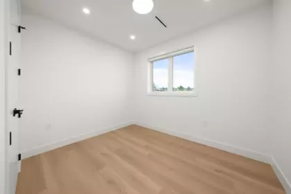 Mudroom Photo of 1 1278 E 63rd Avenue, Vancouver, BC