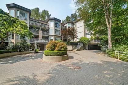 Garden / Landscaping Photo of 401 22233 River Road, Maple Ridge, BC