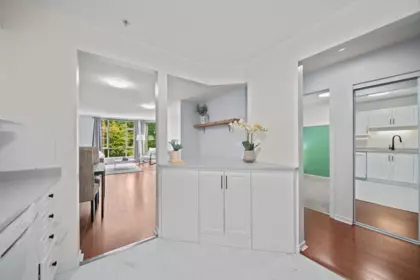 Primary Bathroom Photo of 401 22233 River Road, Maple Ridge, BC