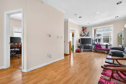 650 W 70th Avenue, Vancouver, BC, Vancouver — Half Duplex for sale