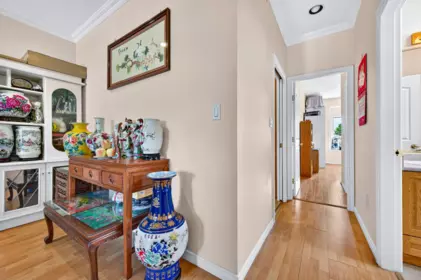 Kitchen Photo of 650 W 70th Avenue, Vancouver, BC