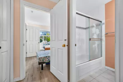 Powder Room Photo of 650 W 70th Avenue, Vancouver, BC