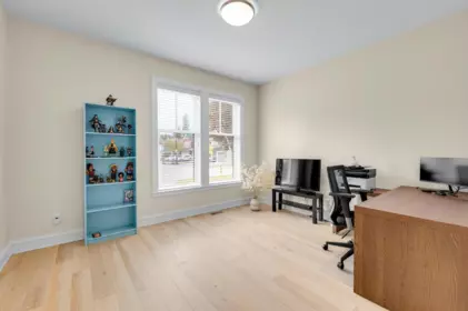 Breakfast Nook Photo of 12955 15a Avenue, Surrey, BC