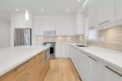 Kitchen Photo of 12955 15a Avenue, Surrey, BC