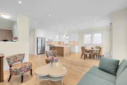 Living Room Photo of 12955 15a Avenue, Surrey, BC