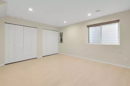 Mudroom Photo of 12955 15a Avenue, Surrey, BC