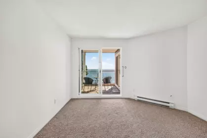 Hallway Photo of 202 5470 Inlet Avenue, Sechelt, BC