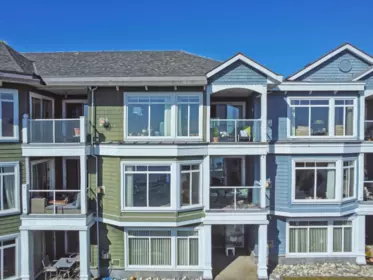 Outdoor Deck Photo of 202 5470 Inlet Avenue, Sechelt, BC