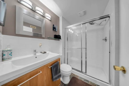 Guest Bathroom Photo of 7508 146 Street, Surrey, BC